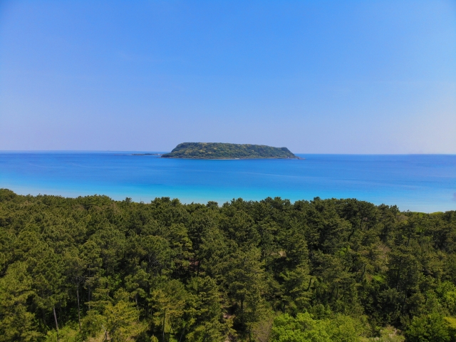 海の孤島